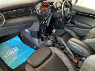 /photos/12272/50dc1b5b-3d2d-4e9c-b6ab-5f15de67c285_i320x240.jpg